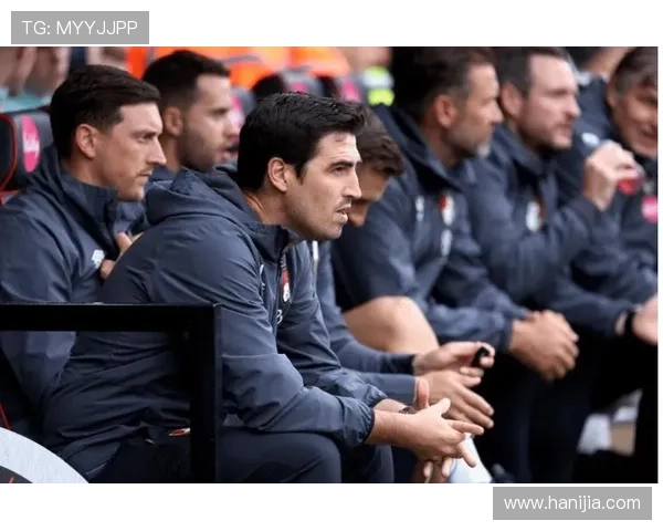 伯恩茅斯经理伊劳拉近期带队表现稳健 伯恩茅斯经理伊劳拉近期带队表现稳健