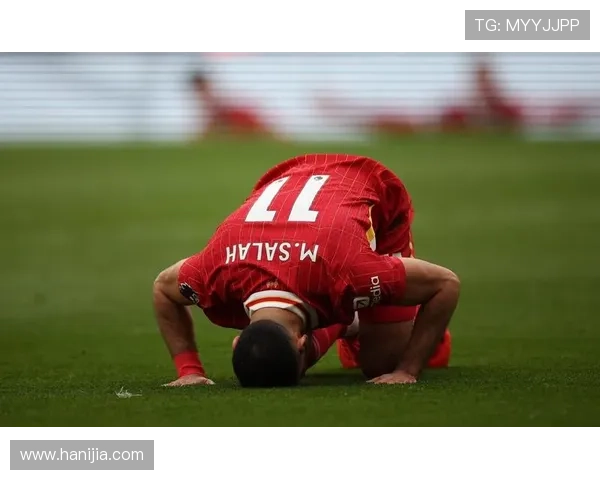 伊尼戈·马丁内斯头球威胁强,近期防守定位球表现稳健 伊尼戈·马丁内斯头球威胁强,近期防守定位球表现稳健