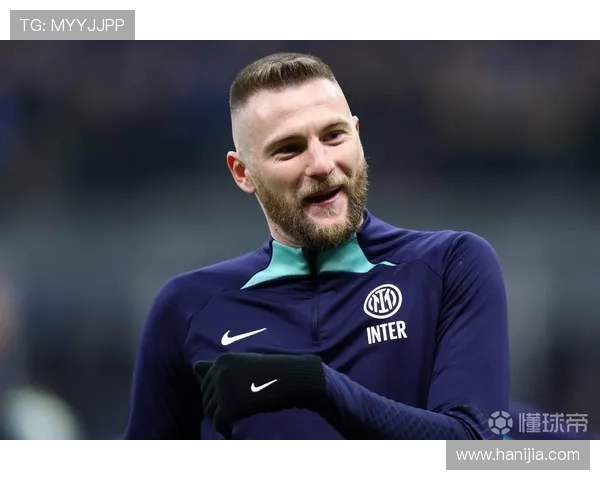 什克里尼亚尔在巴黎表现